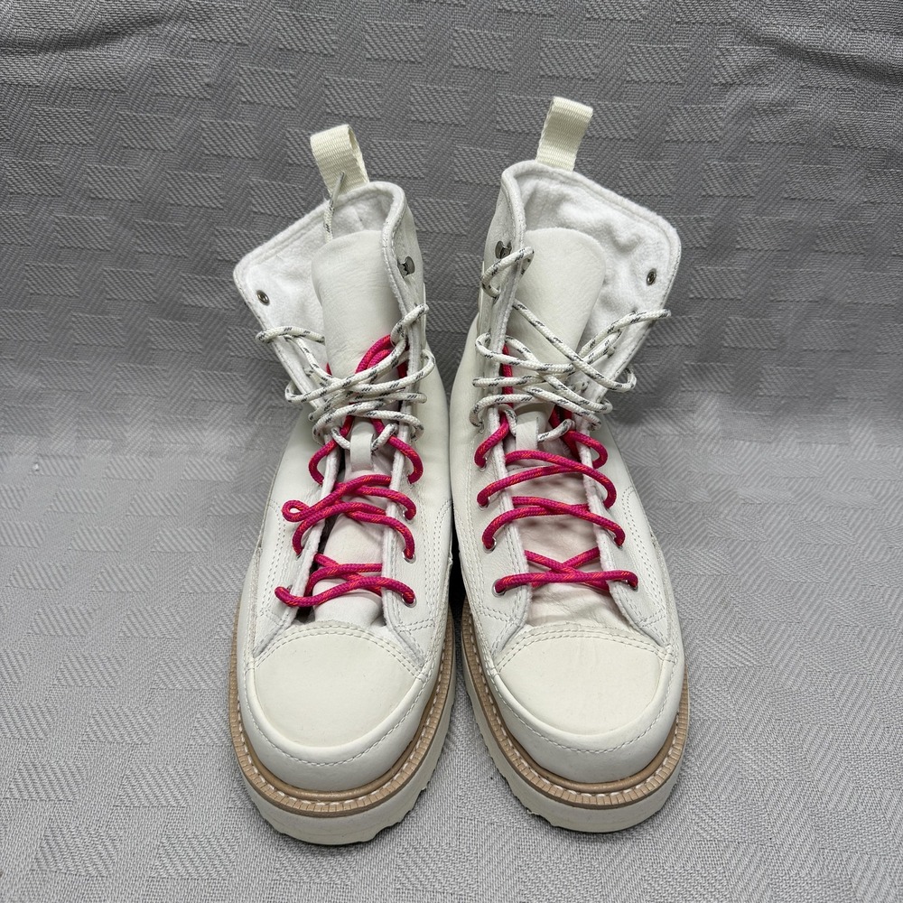 Converse Chuck Taylor All Star Boots‎ Womens Size 8.5 Leather Lugged Fleece - Picture 2 of 8